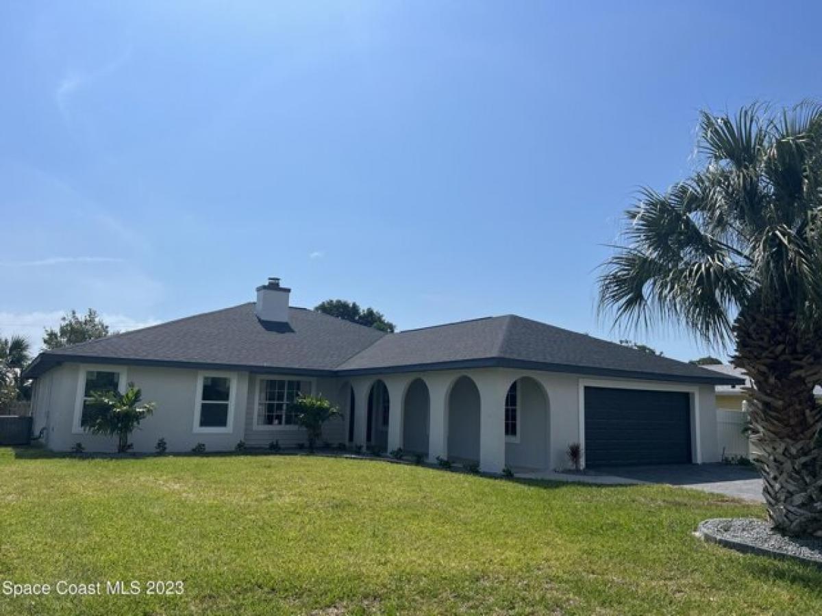 Picture of Home For Sale in Indian Harbour Beach, Florida, United States