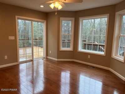 Home For Sale in Shohola, Pennsylvania