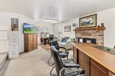 Home For Sale in Jacksonville, Oregon