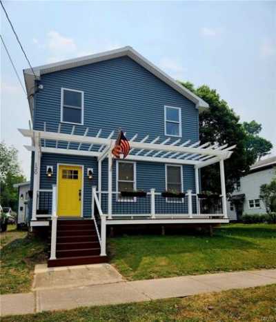 Home For Sale in Waterville, New York