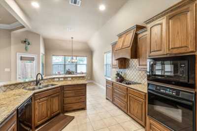 Home For Sale in Willow Park, Texas