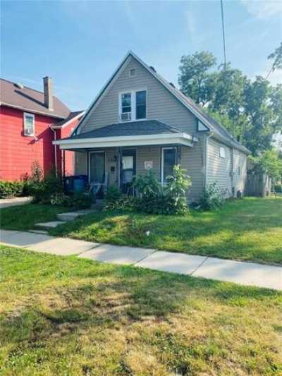Home For Sale in Cedar Rapids, Iowa