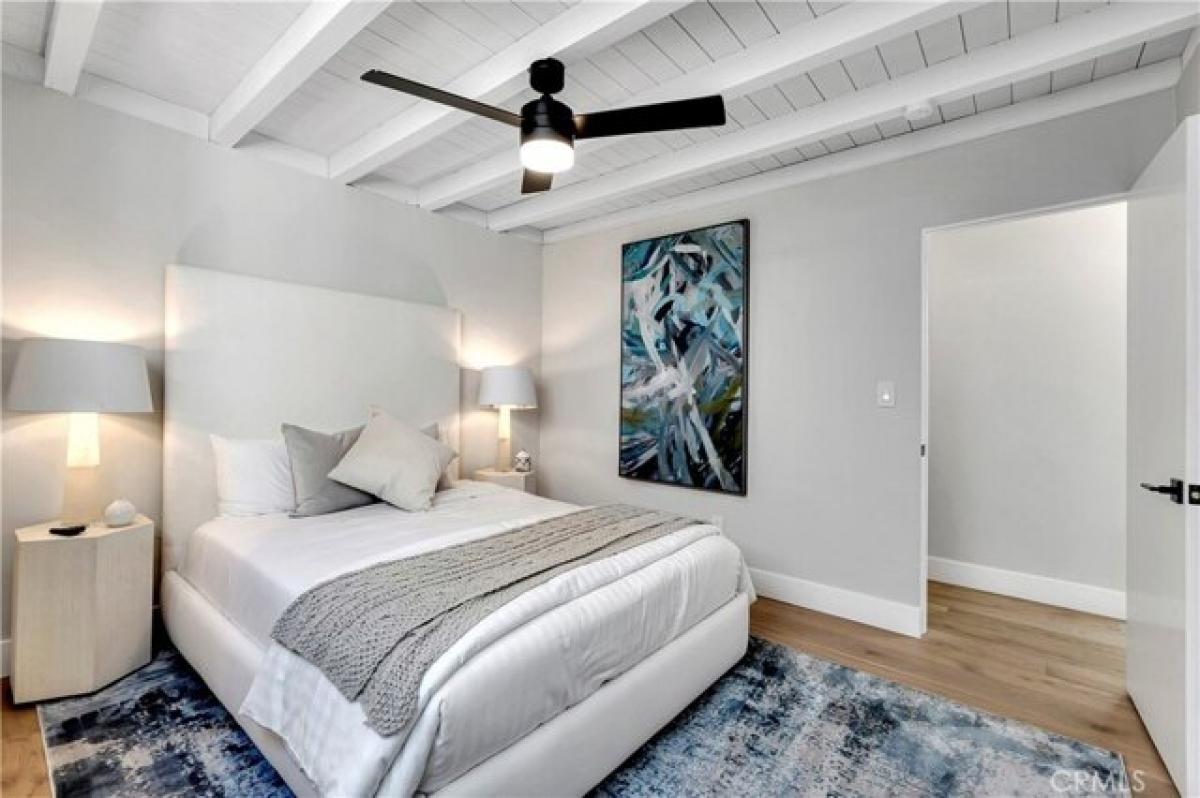 Picture of Home For Sale in Corona del Mar, California, United States