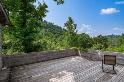 Home For Sale in Whitleyville, Tennessee