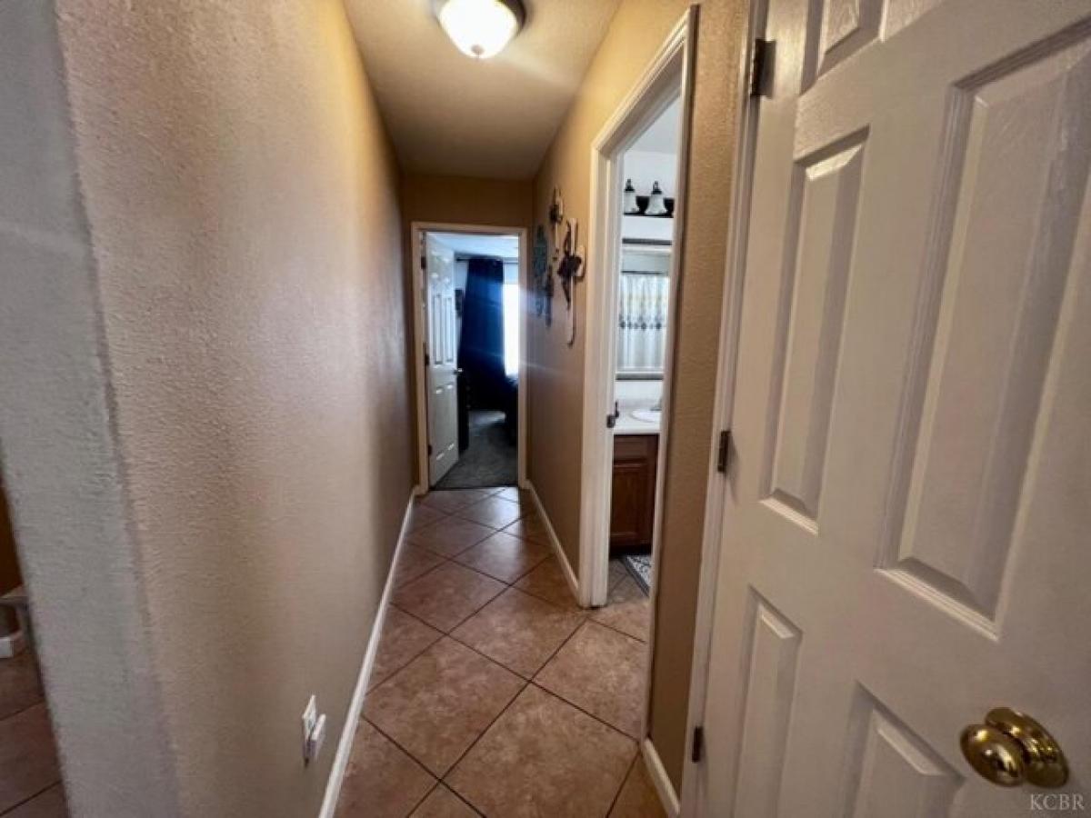 Picture of Home For Sale in Hanford, California, United States