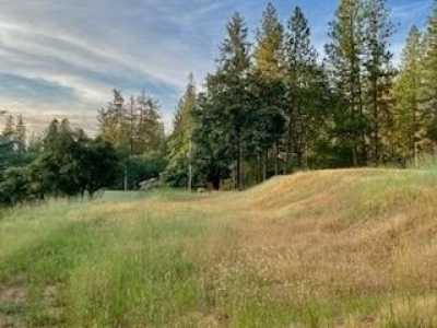Residential Land For Sale in Applegate, California