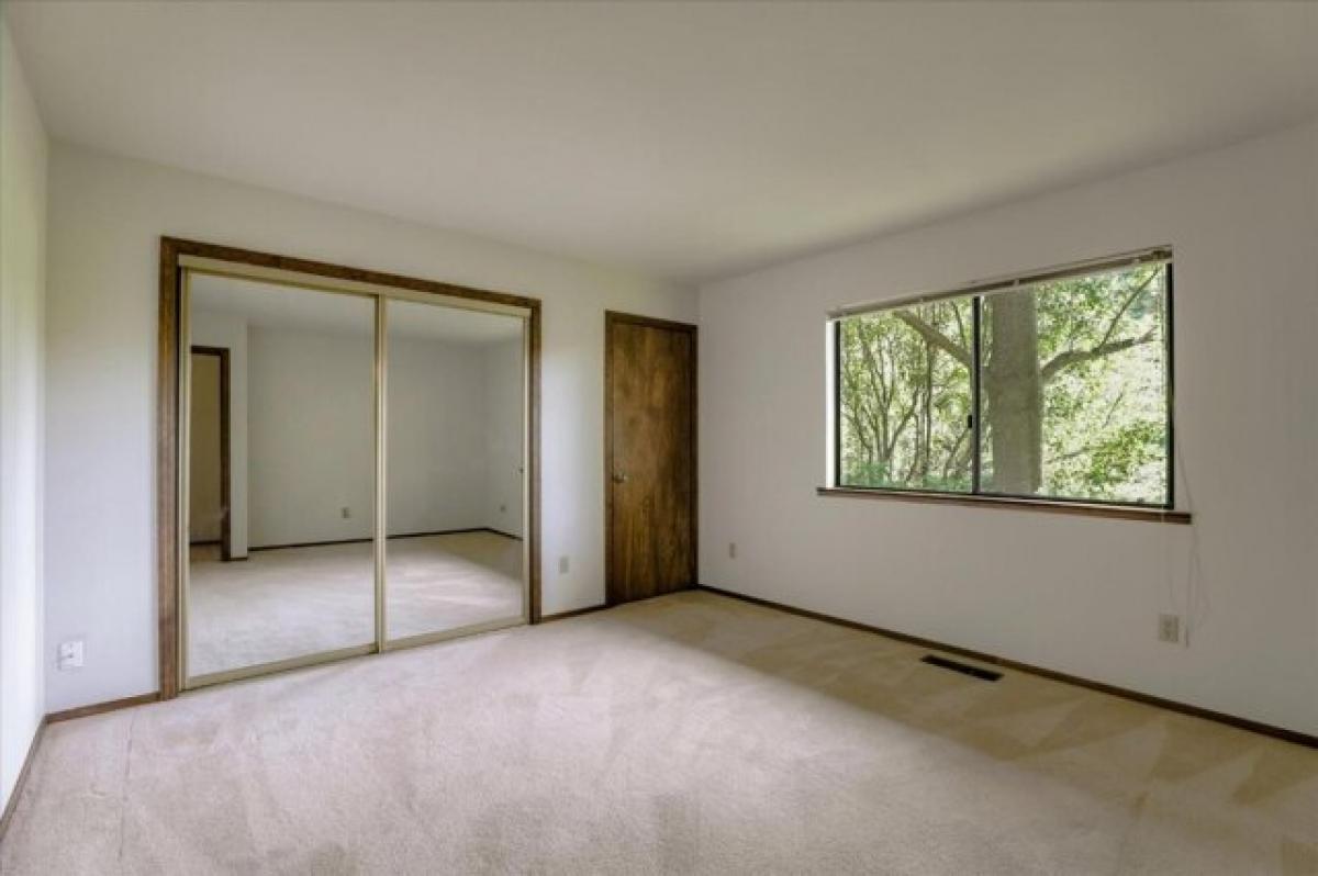 Picture of Home For Rent in Los Altos Hills, California, United States