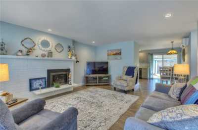 Home For Sale in Edgewood, Washington