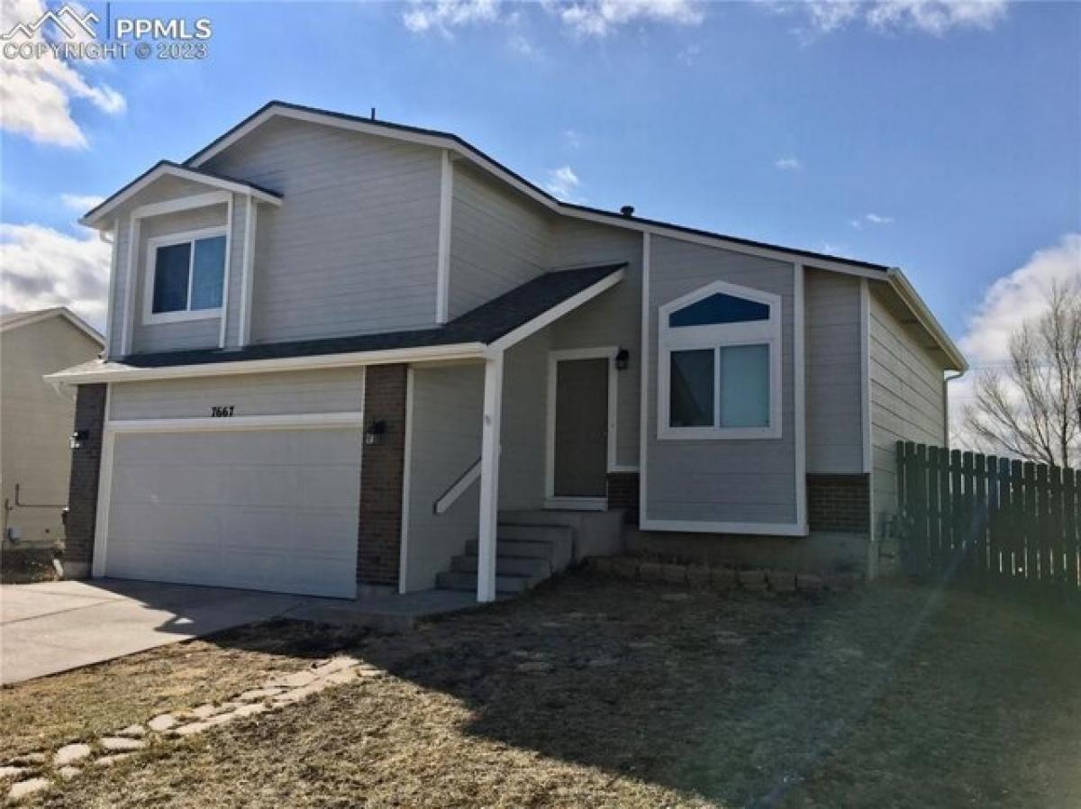 Picture of Home For Sale in Fountain, Colorado, United States