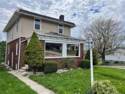 Home For Sale in New Castle, Pennsylvania