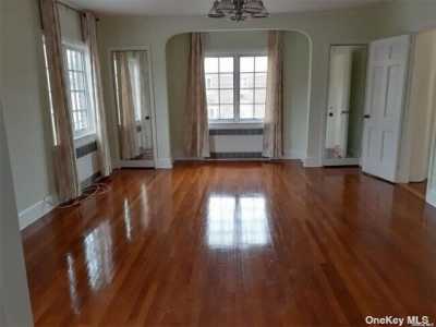 Home For Rent in Forest Hills, New York