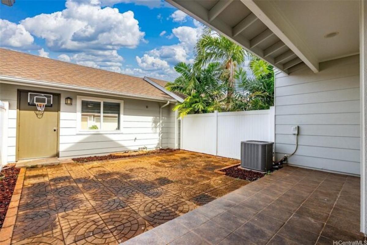 Picture of Home For Sale in Pearl Harbor, Hawaii, United States
