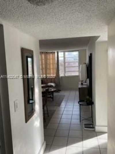 Home For Rent in North Miami, Florida