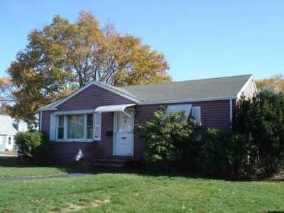 Home For Sale in Warwick, Rhode Island