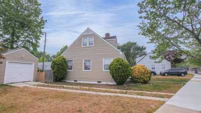 Home For Sale in Pleasantville, New Jersey