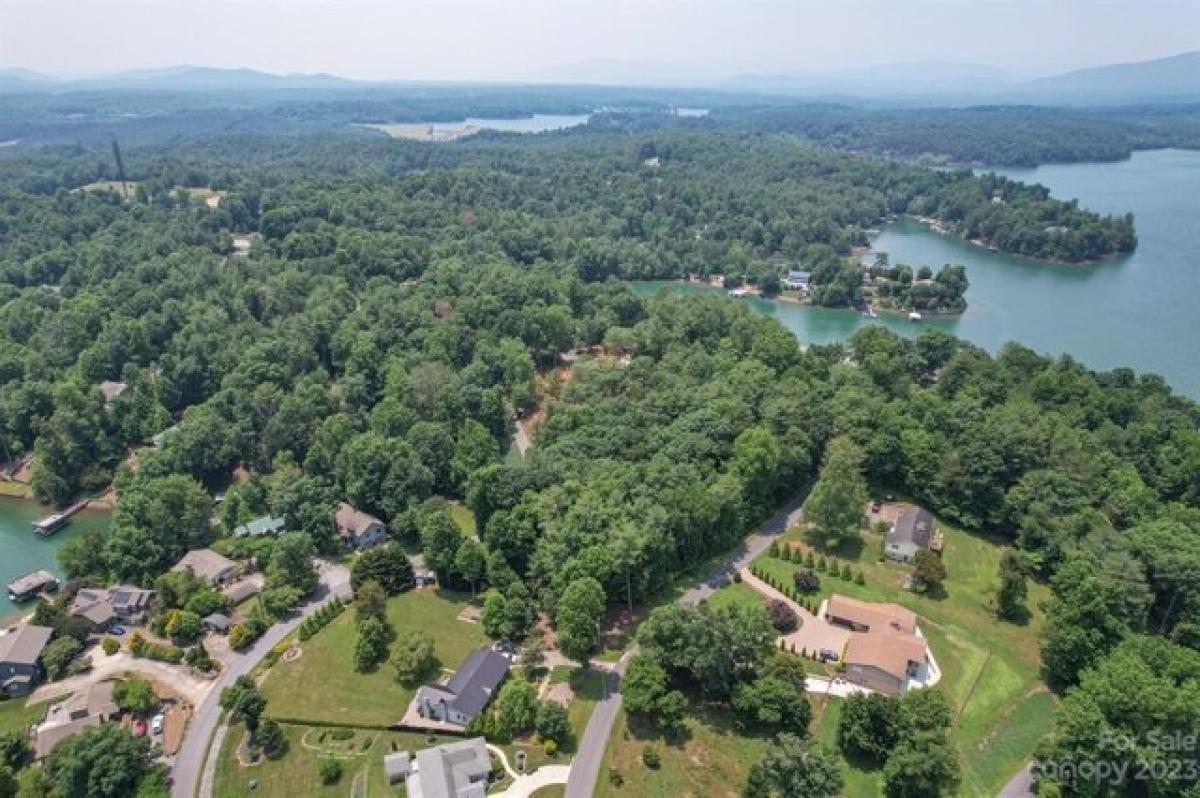Picture of Residential Land For Sale in Nebo, North Carolina, United States