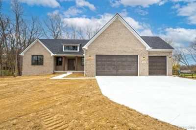 Home For Sale in Howell, Michigan