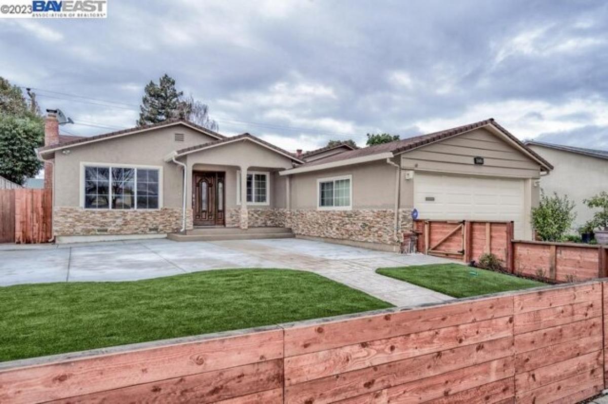 Picture of Home For Sale in Fremont, California, United States