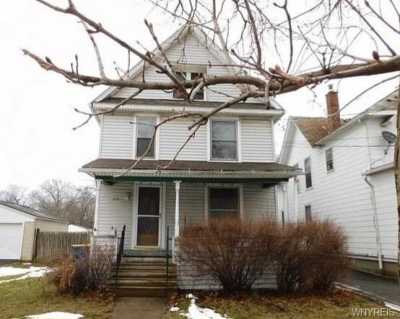 Home For Sale in Lockport, New York