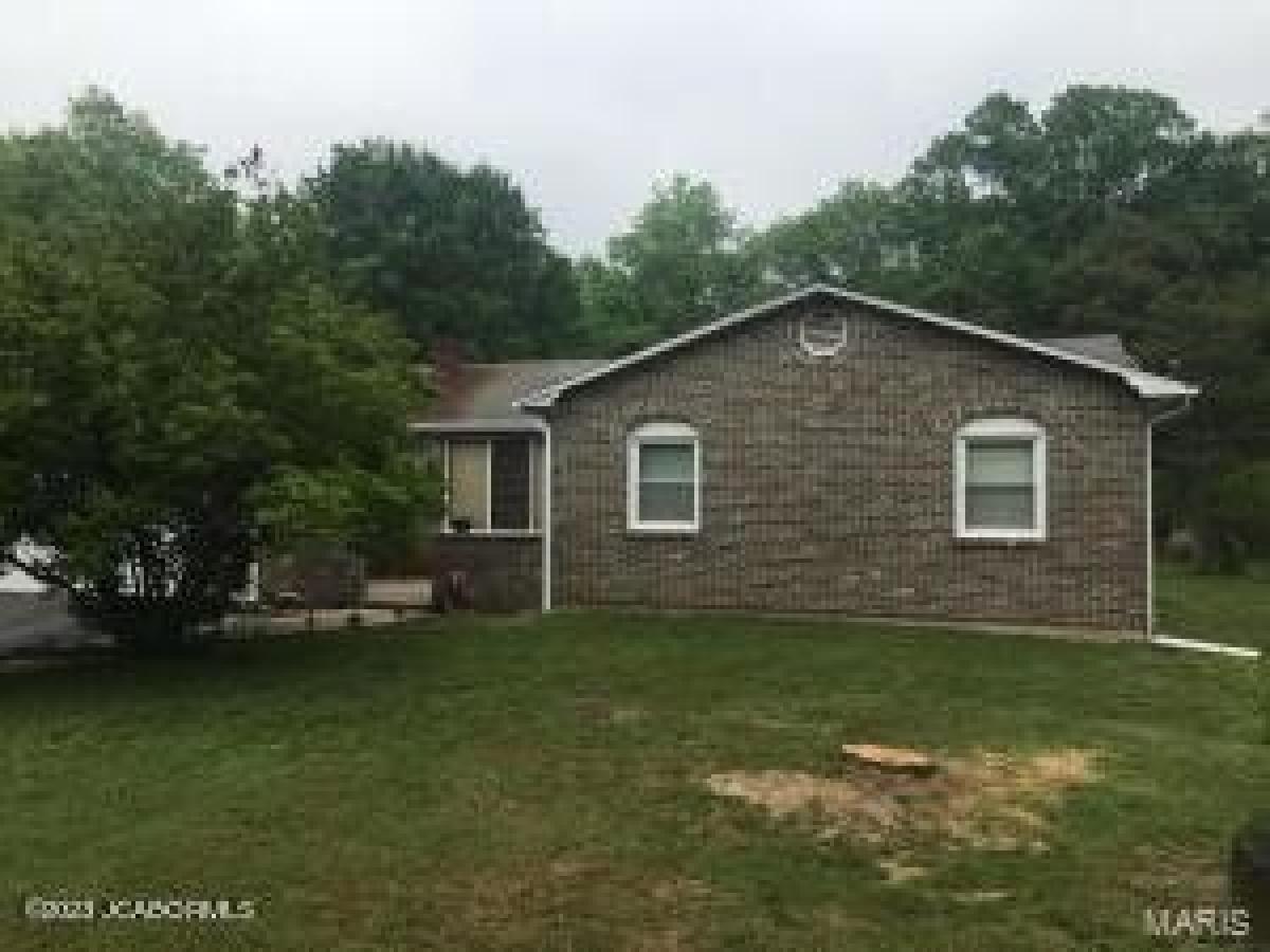Picture of Home For Sale in Fulton, Missouri, United States