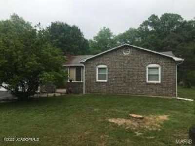 Home For Sale in Fulton, Missouri