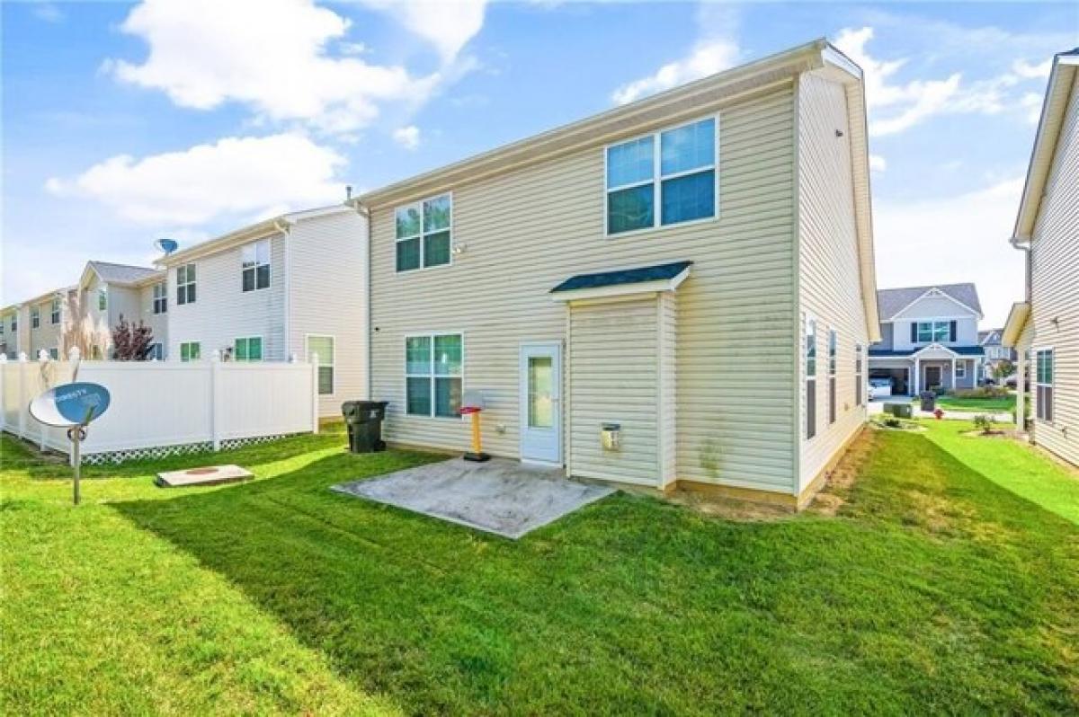 Picture of Home For Sale in Burlington, North Carolina, United States