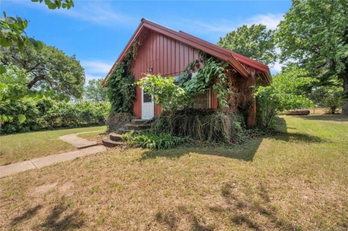 Picture of Home For Sale in Claremore, Oklahoma, United States