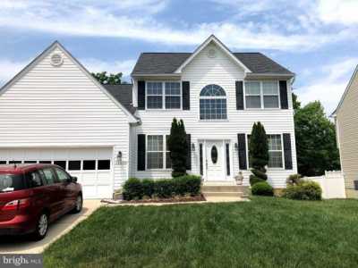 Home For Sale in White Plains, Maryland