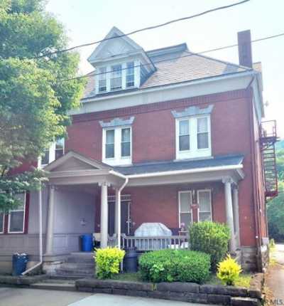 Home For Sale in Johnstown, Pennsylvania