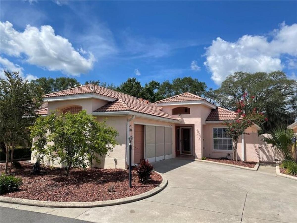 Picture of Home For Sale in Lady Lake, Florida, United States