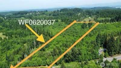 Residential Land For Sale in Castle Rock, Washington