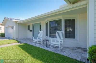 Home For Sale in Lighthouse Point, Florida