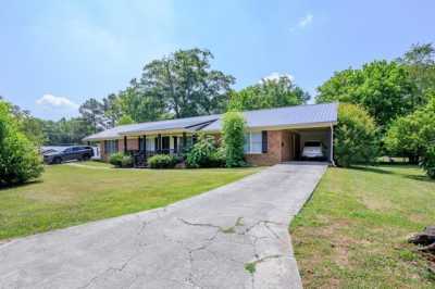 Home For Sale in Lafayette, Georgia