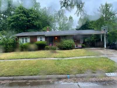 Home For Sale in Flint, Michigan