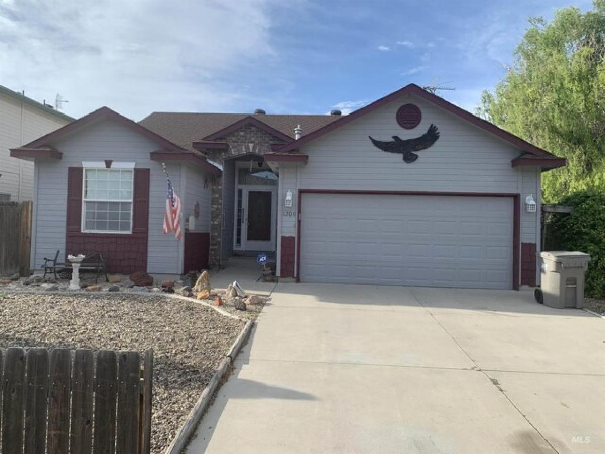 Picture of Home For Sale in Caldwell, Idaho, United States