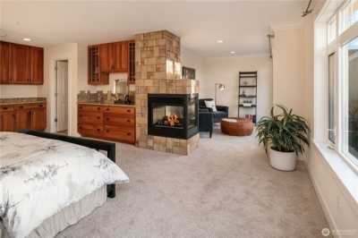 Home For Rent in Kirkland, Washington