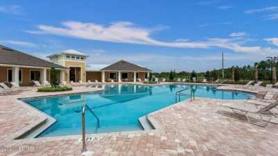 Home For Sale in Green Cove Springs, Florida