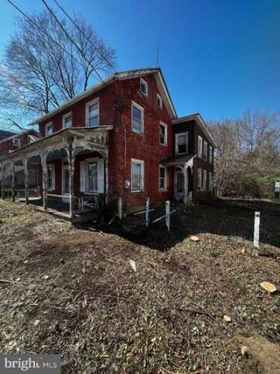 Home For Sale in Quakertown, Pennsylvania