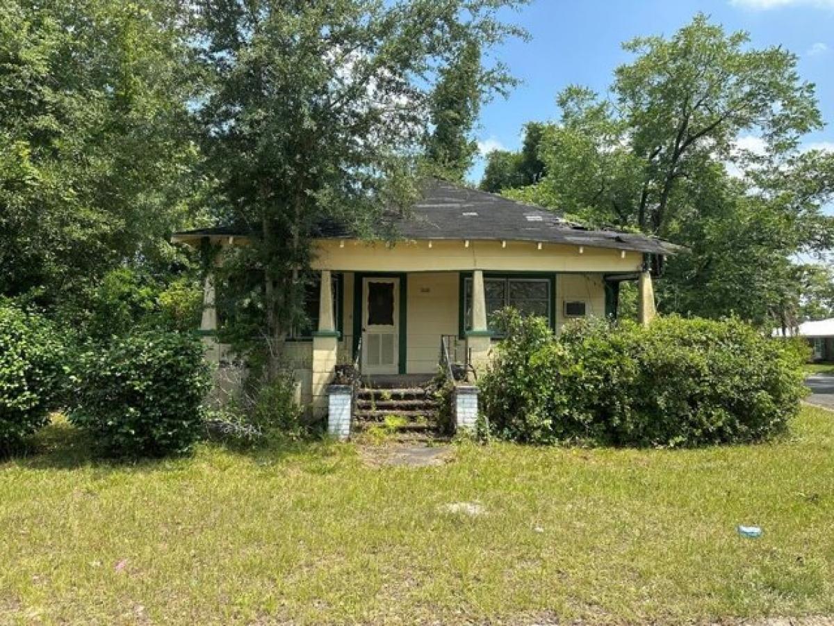 Picture of Home For Sale in Waycross, Georgia, United States