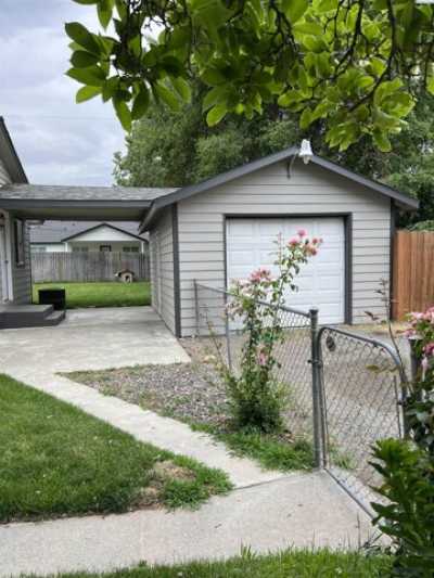 Home For Sale in Kennewick, Washington