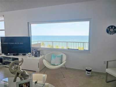 Home For Rent in Hallandale Beach, Florida