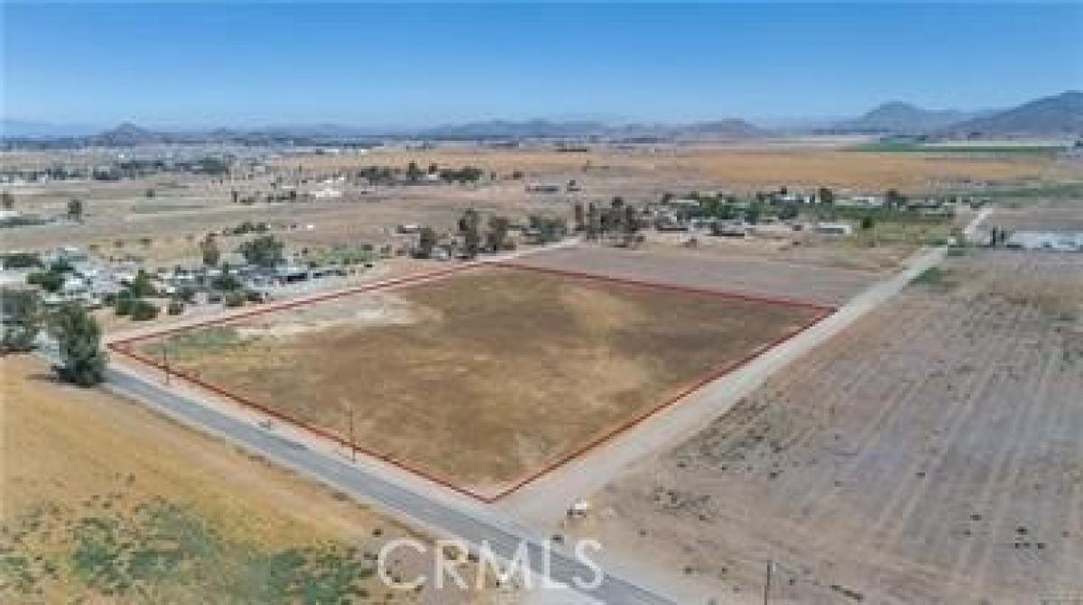 Picture of Residential Land For Sale in Winchester, California, United States