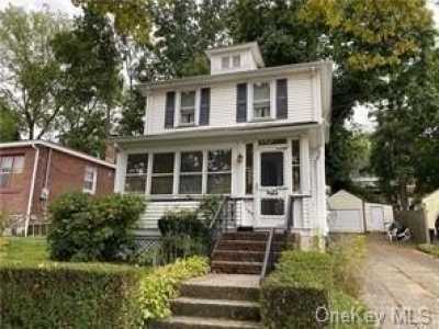 Home For Sale in Newburgh, New York