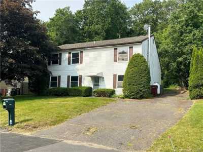 Home For Sale in Naugatuck, Connecticut