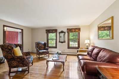 Home For Sale in Norfolk, Massachusetts