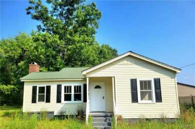 Home For Sale in Akron, Alabama