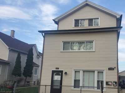 Home For Sale in Melrose Park, Illinois