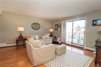 Home For Rent in Mamaroneck, New York