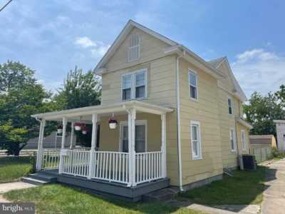 Home For Sale in Harrington, Delaware