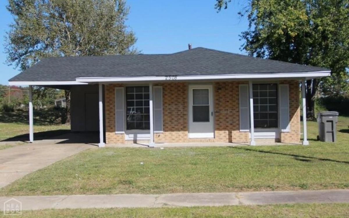 Picture of Home For Sale in Jonesboro, Arkansas, United States
